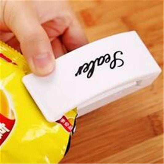 Magic Sealer Plastic Bags - Maintain a sense of food just seconds!